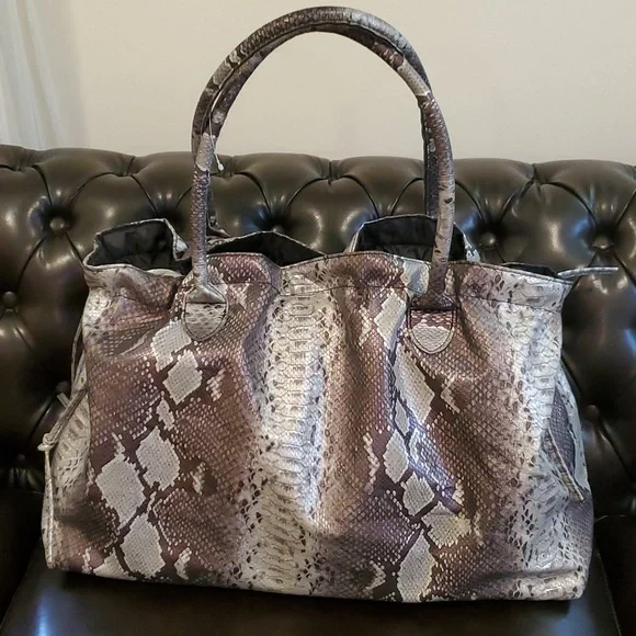 DSW Snake Skin Tote 25x14x8 XLarge Duffle Tote Bag - Picture 1 of 6